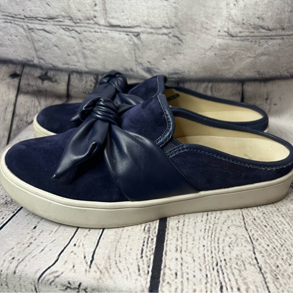 Spenco Barbados Orthotic Bow Suede Mules in Navy Blue Size 8 - Picture 2 of 10